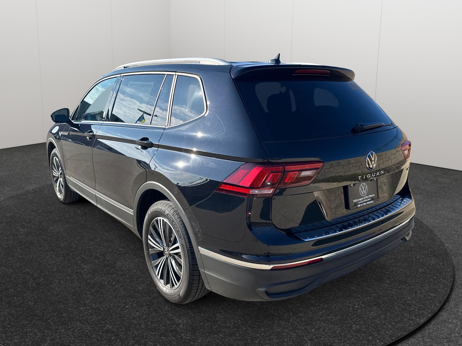 2024 Volkswagen Tiguan Wolfsburg Edition 4