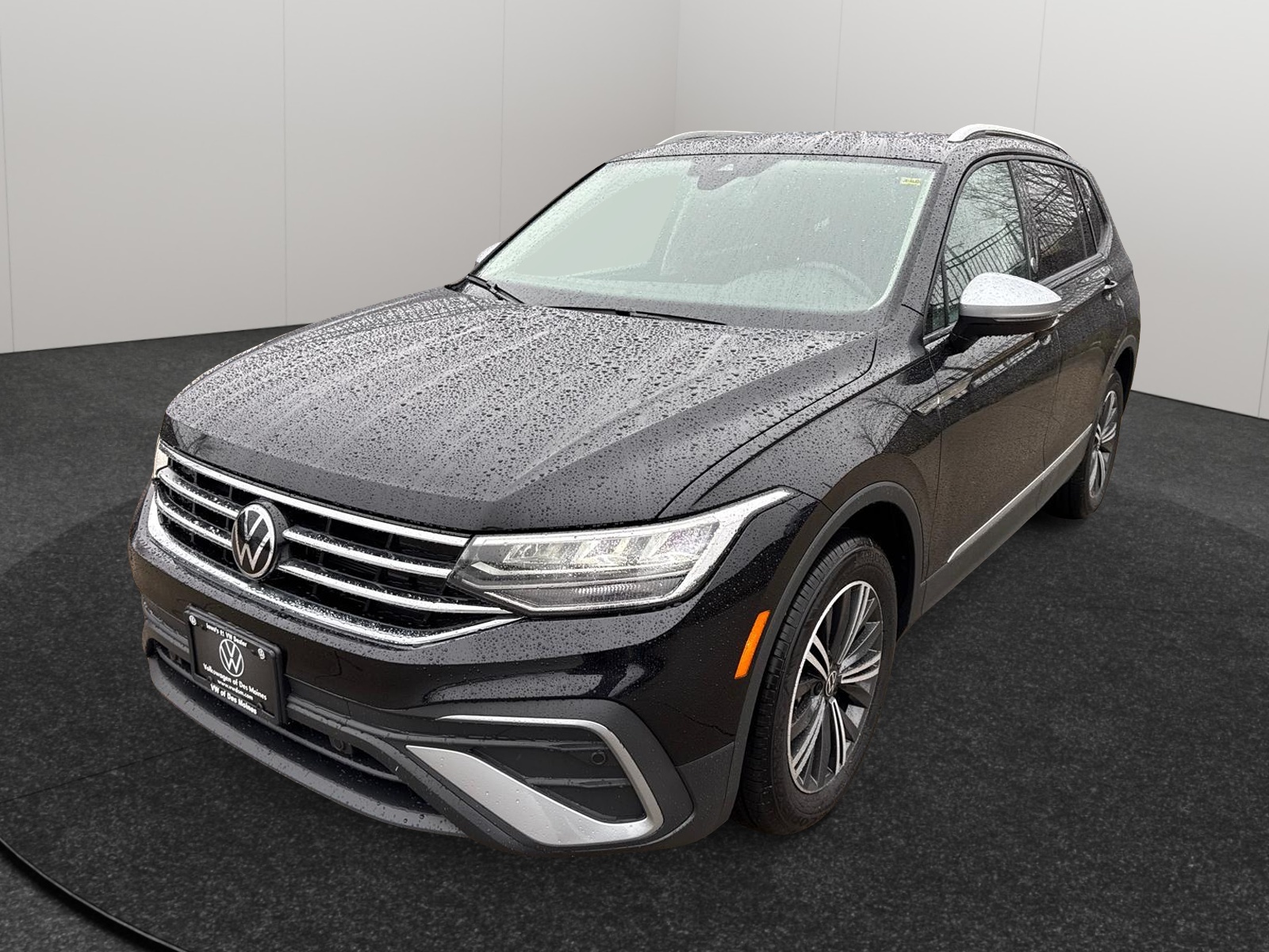 2024 Volkswagen Tiguan Wolfsburg Edition 1