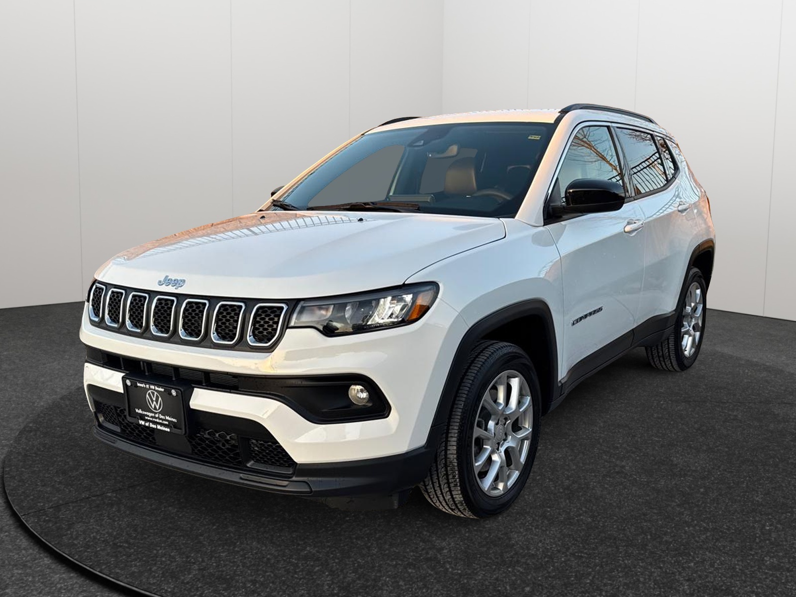 2024 Jeep Compass Latitude Lux 1