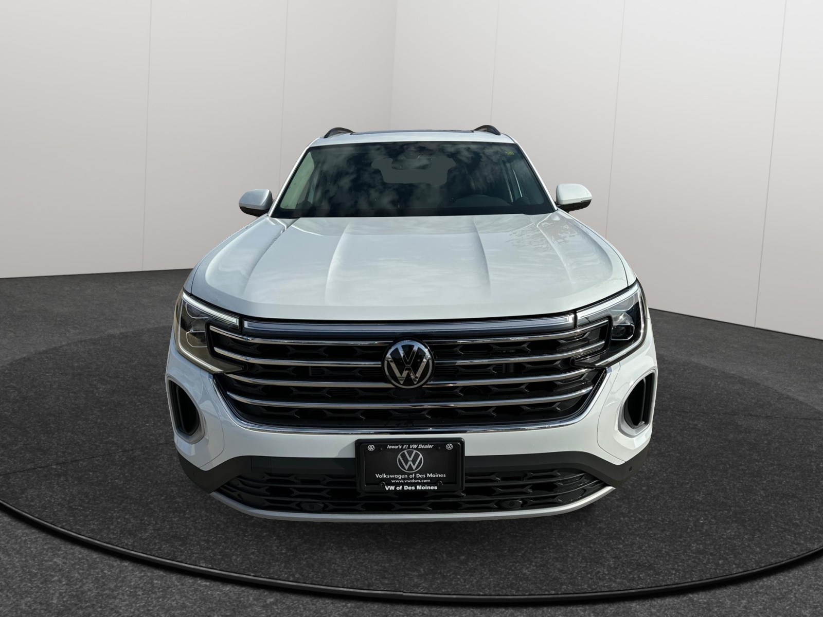 2025 Volkswagen Atlas 2.0T SE w/Technology 7