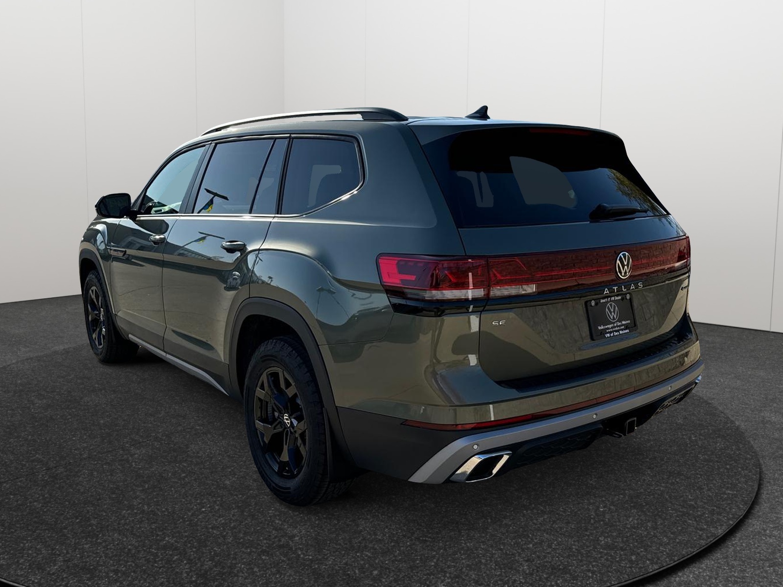 2025 Volkswagen Atlas 2.0T Peak Edition 4