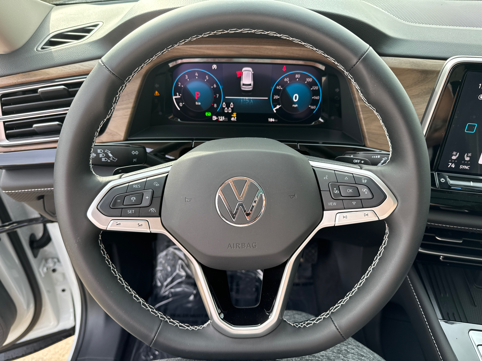 2025 Volkswagen Atlas 2.0T SE w/Technology 16