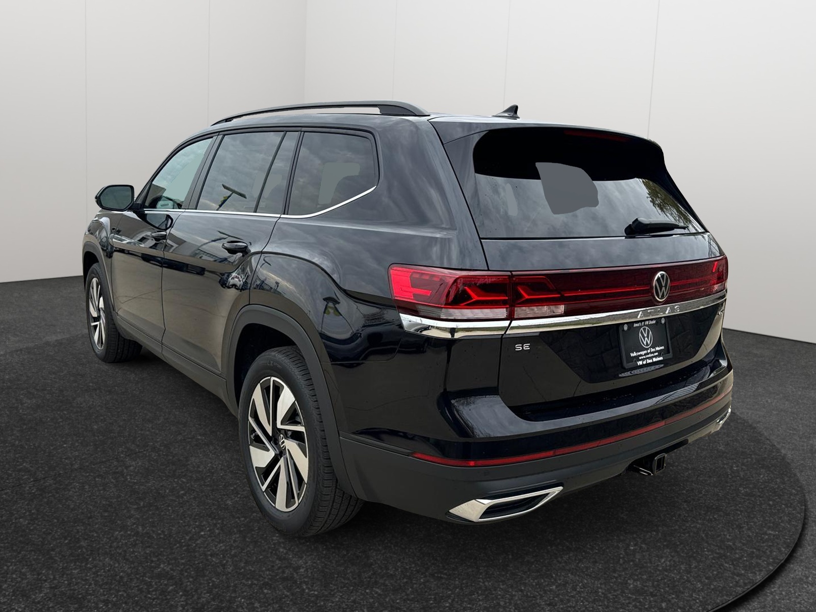 2025 Volkswagen Atlas 2.0T SE w/Technology 4