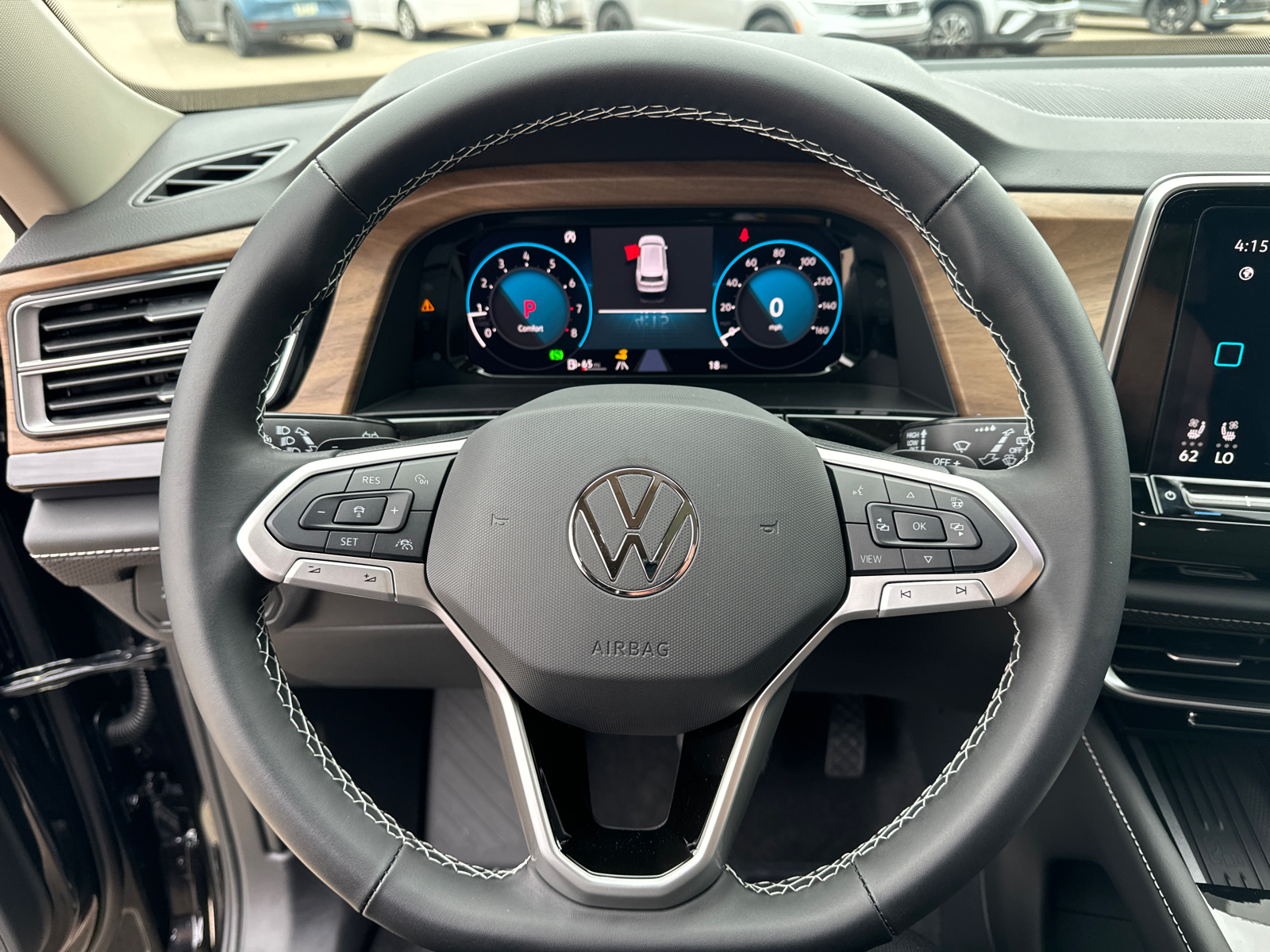 2025 Volkswagen Atlas 2.0T SE w/Technology 16