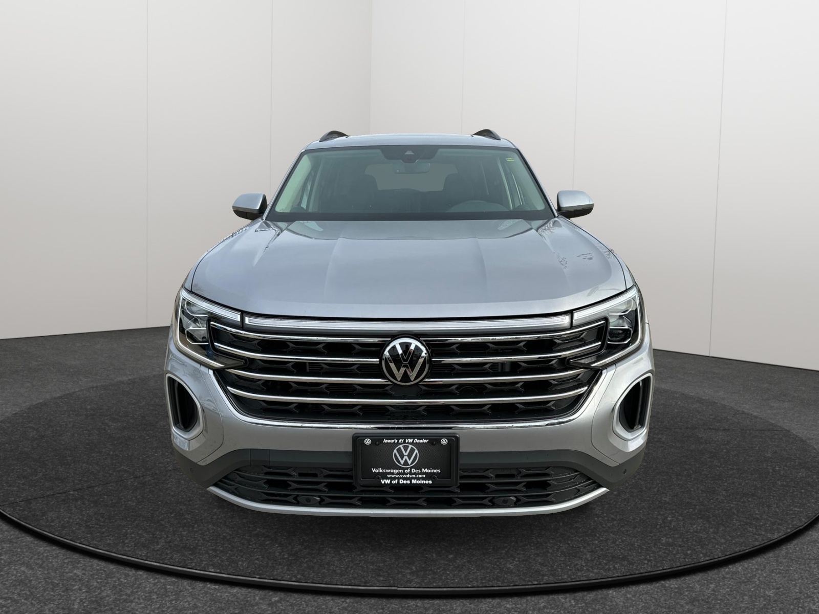 2025 Volkswagen Atlas 2.0T SE w/Technology 7