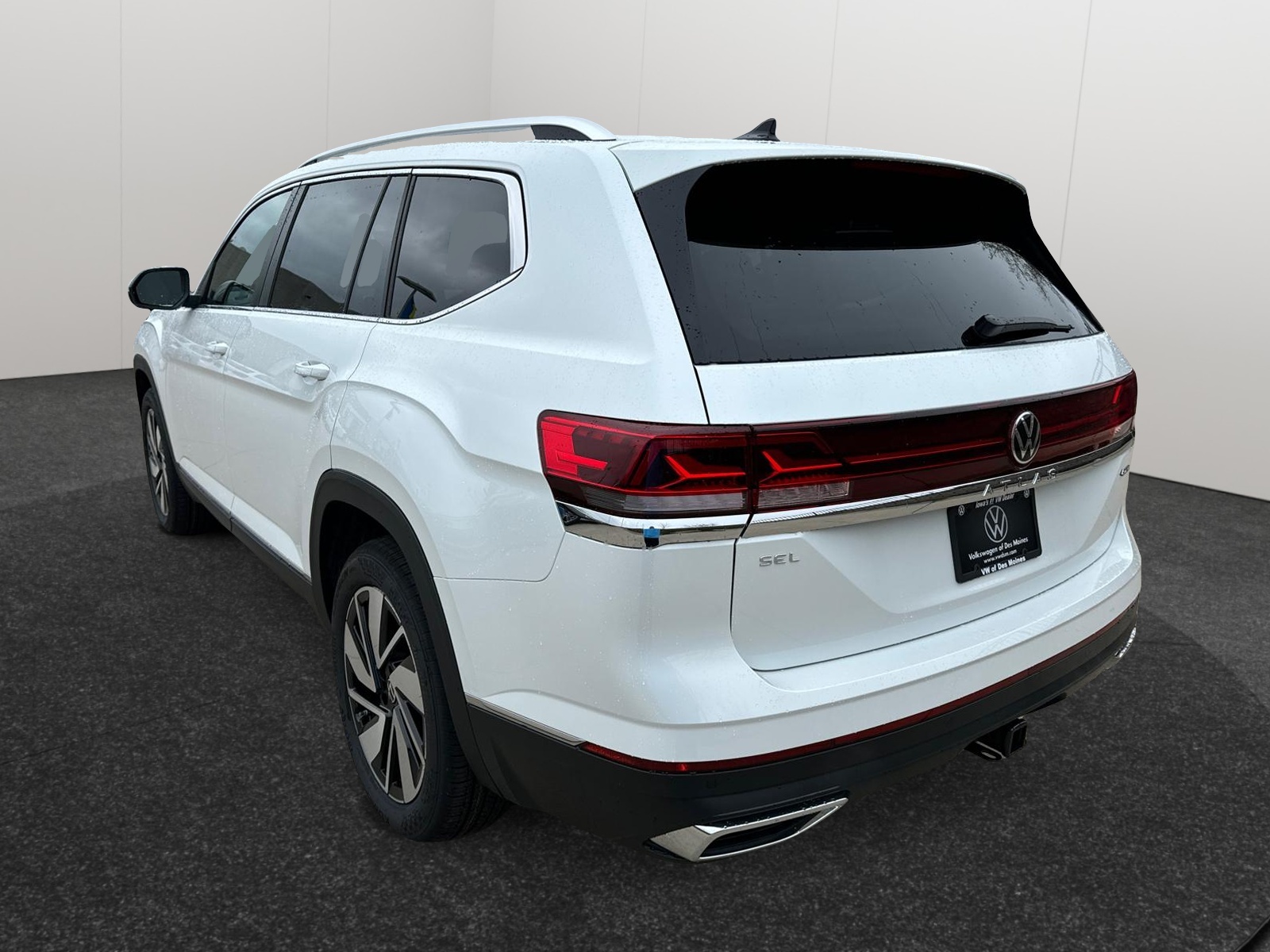 2025 Volkswagen Atlas 2.0T SEL 4