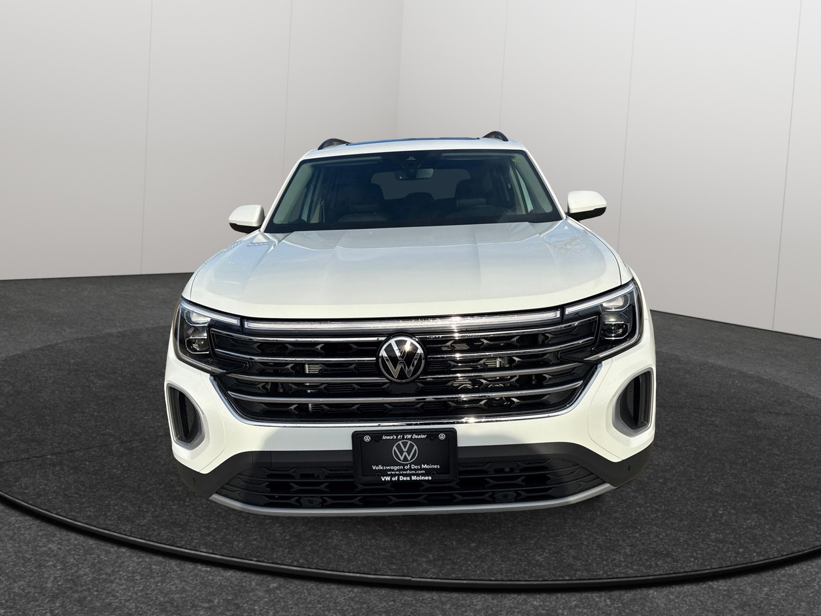 2025 Volkswagen Atlas 2.0T SE w/Technology 7