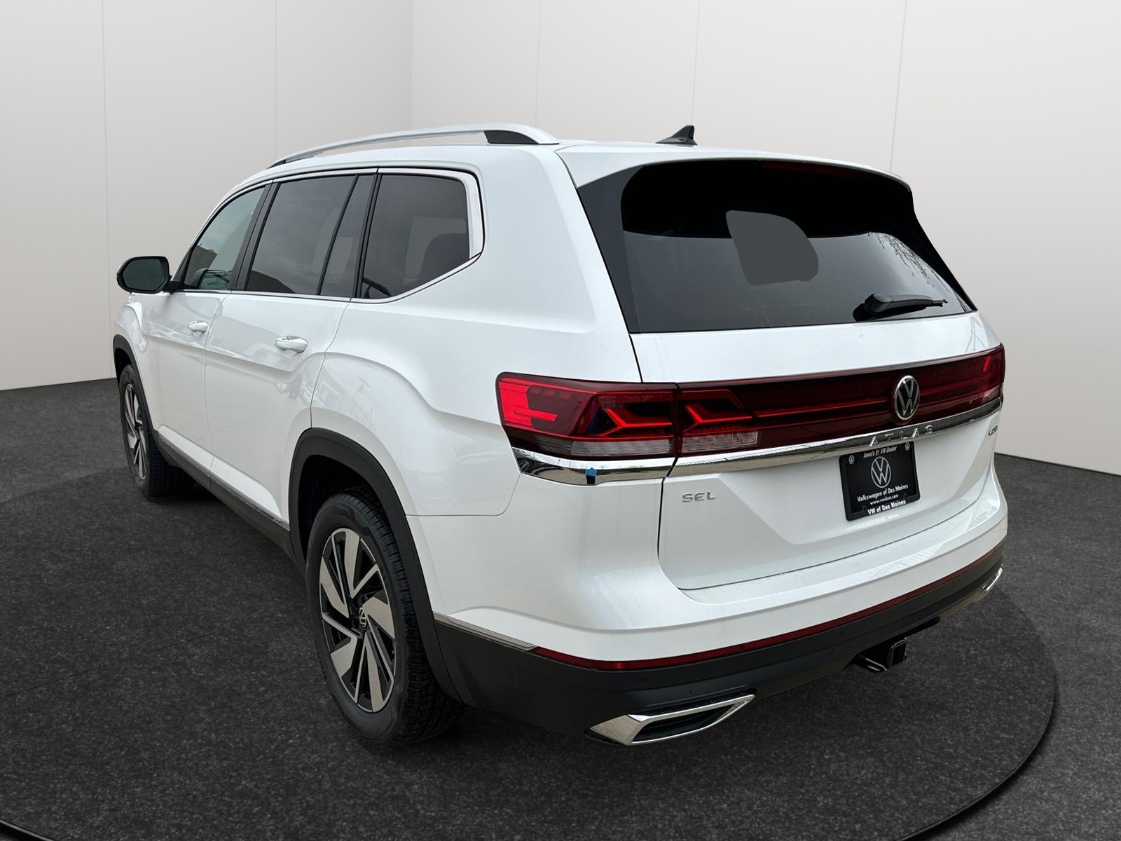 2025 Volkswagen Atlas 2.0T SEL 4