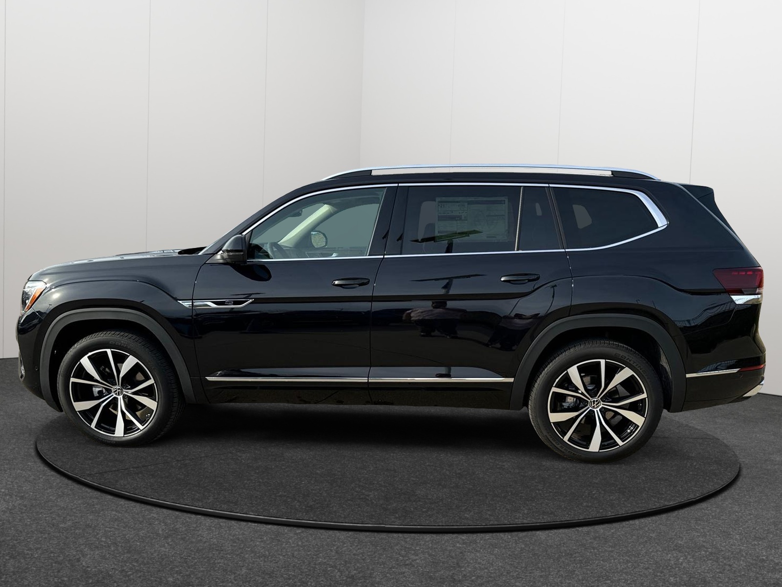 2025 Volkswagen Atlas 2.0T SEL Premium R-Line 3