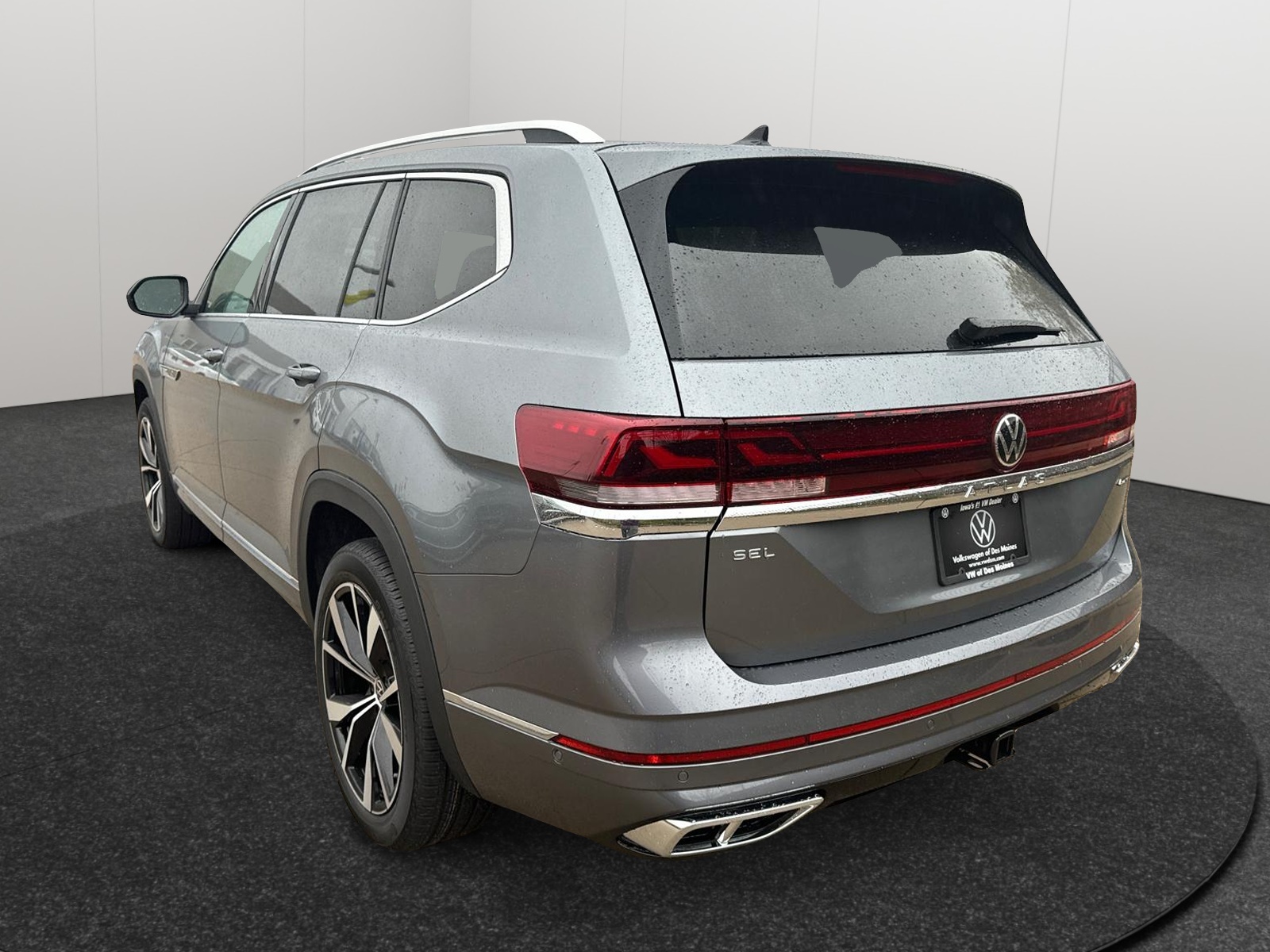 2025 Volkswagen Atlas 2.0T SEL Premium R-Line 4