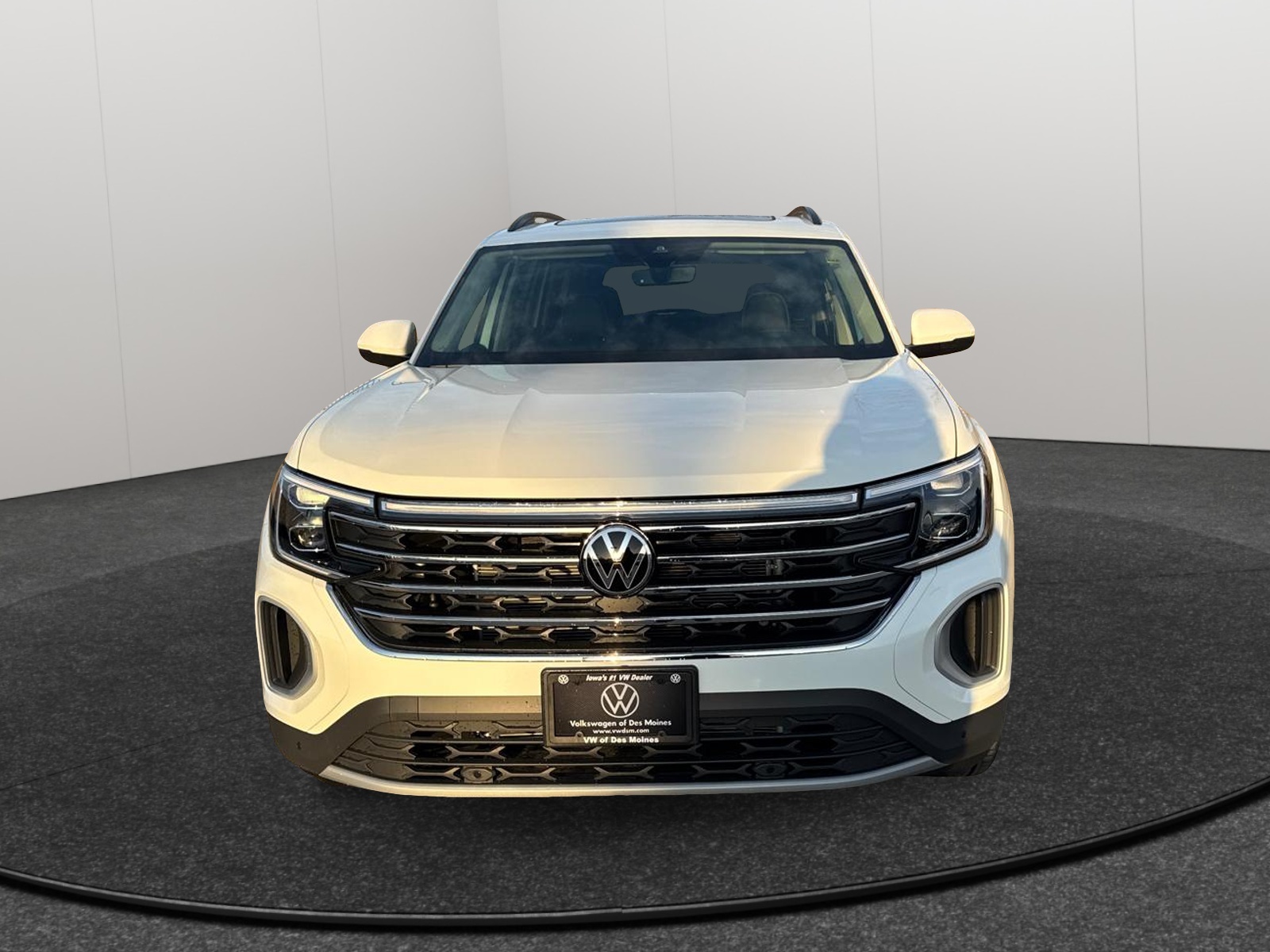 2025 Volkswagen Atlas 2.0T SE w/Technology 7