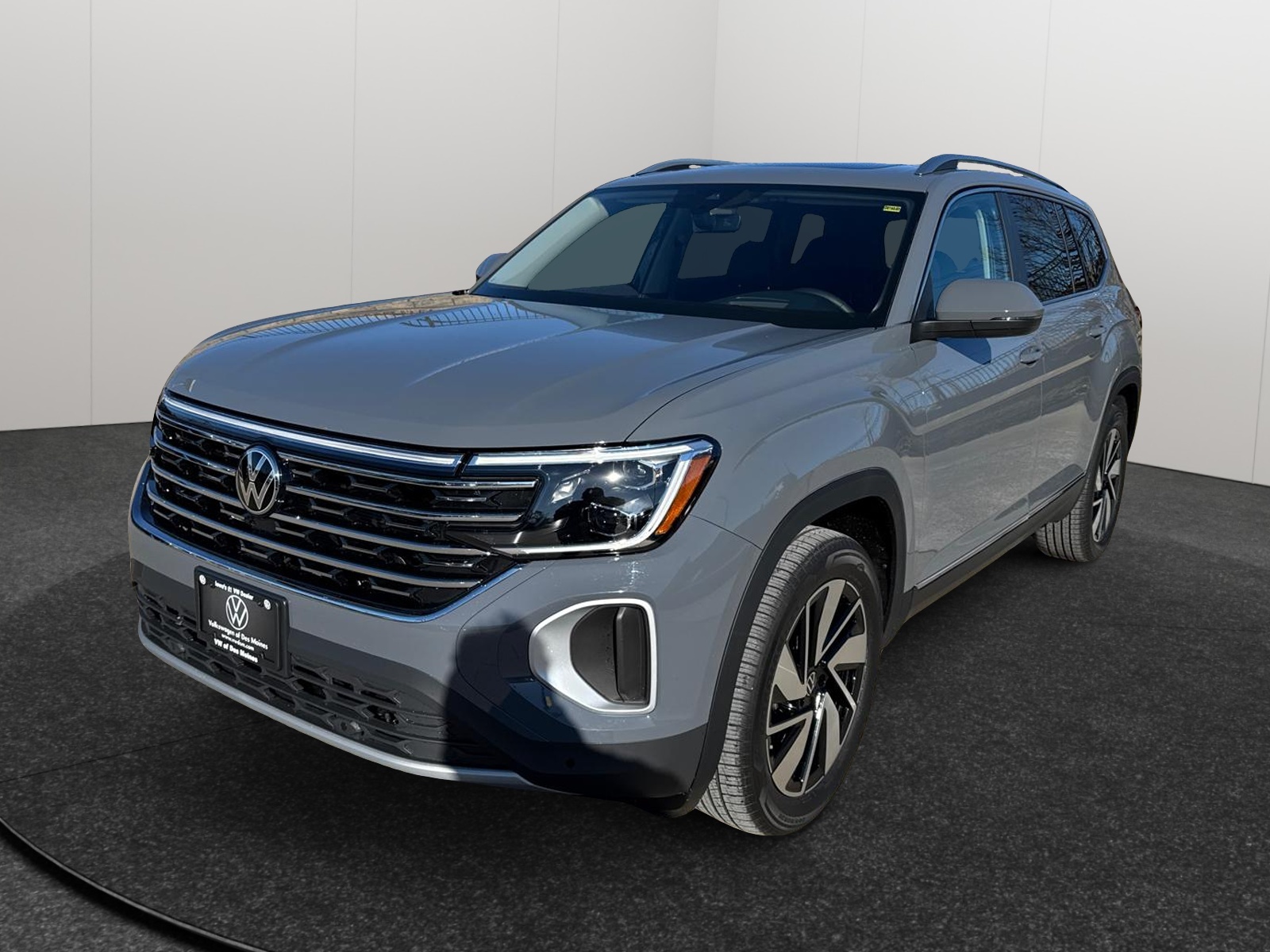 2025 Volkswagen Atlas 2.0T SEL 1