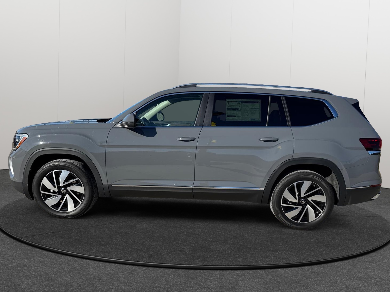 2025 Volkswagen Atlas 2.0T SEL 3