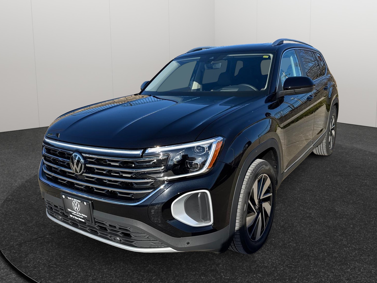 2025 Volkswagen Atlas 2.0T SEL 1