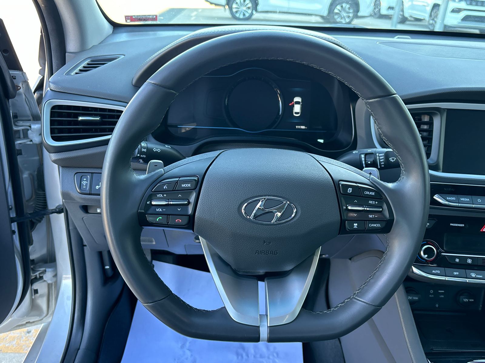 2019 Hyundai Ioniq Hybrid Limited 11