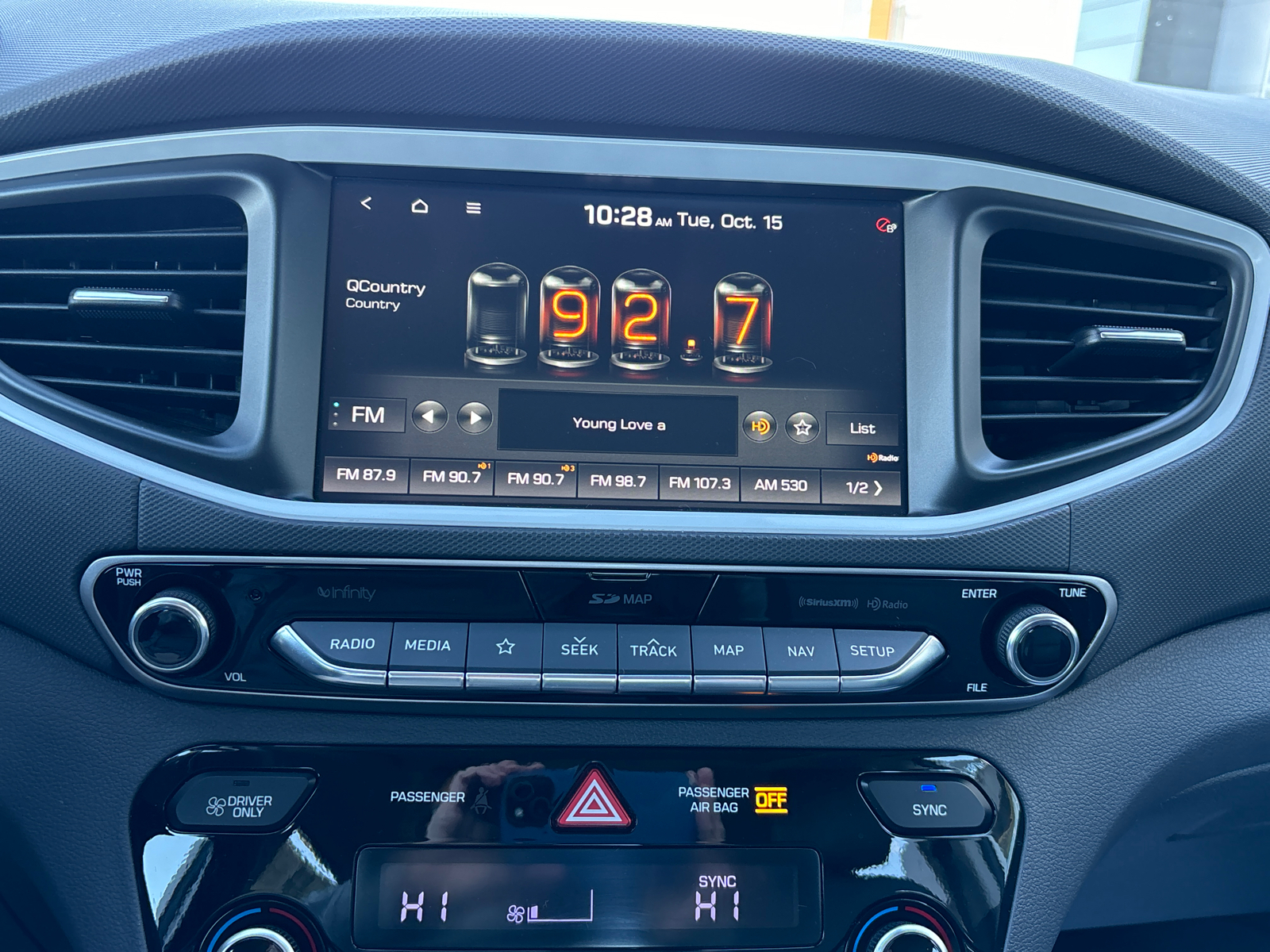 2019 Hyundai Ioniq Hybrid Limited 17