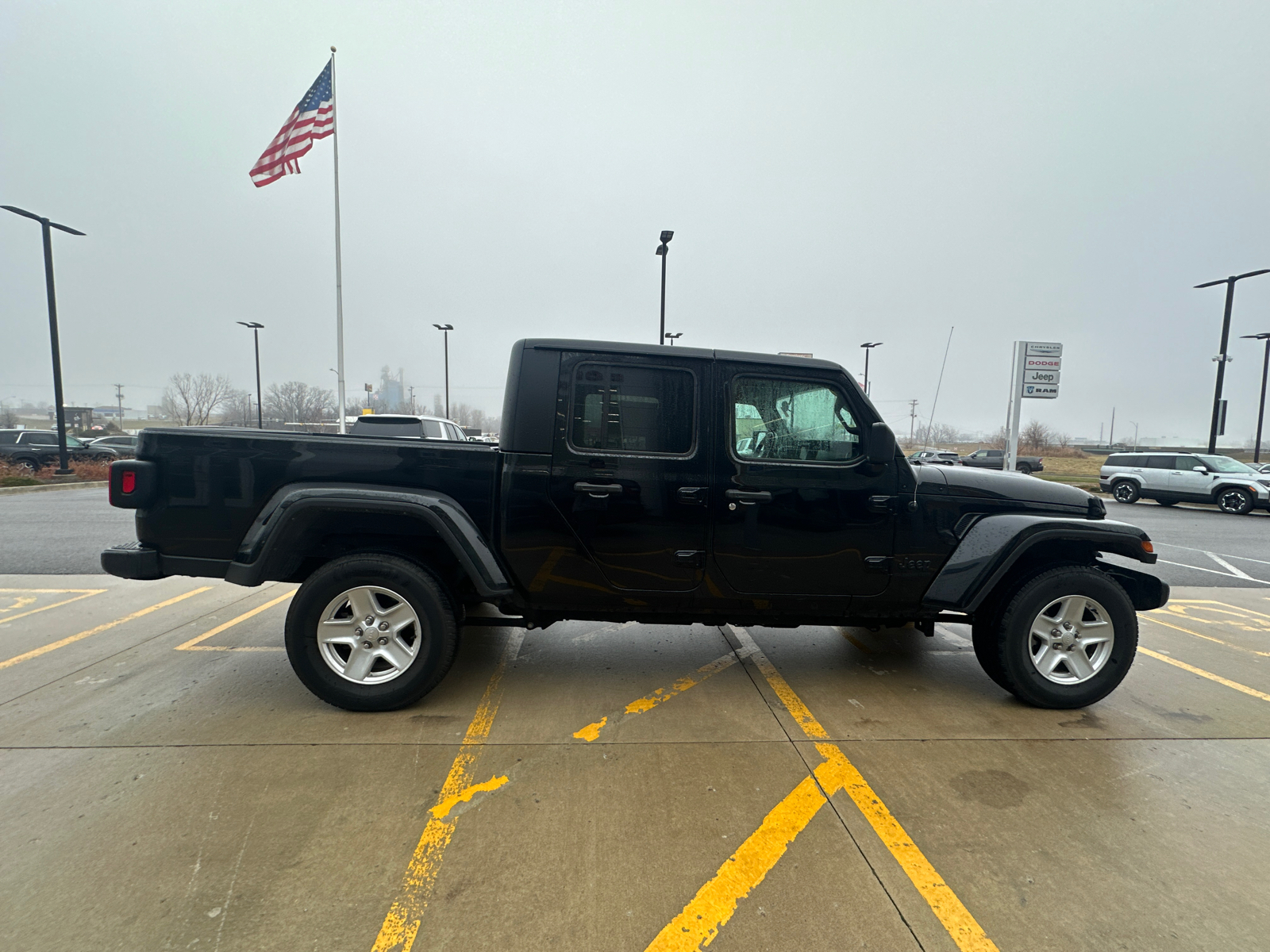 2022 Jeep Gladiator Sport S 4