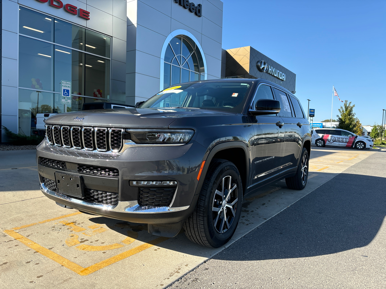 2023 Jeep Grand Cherokee L Limited 1