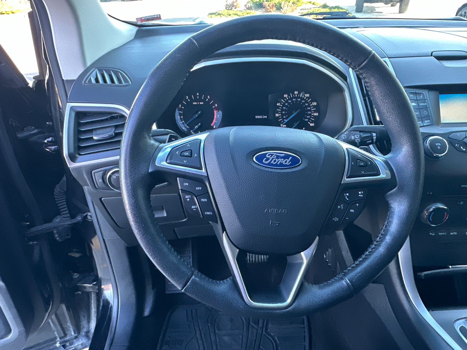 2016 Ford Edge SEL 14