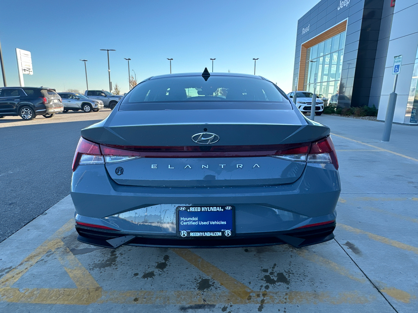 2022 Hyundai Elantra SEL 3