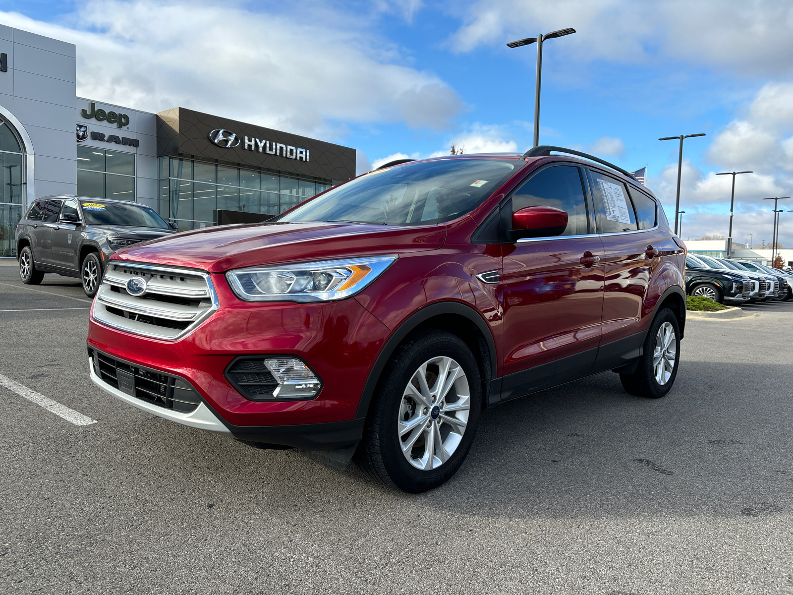 2019 Ford Escape SEL 1