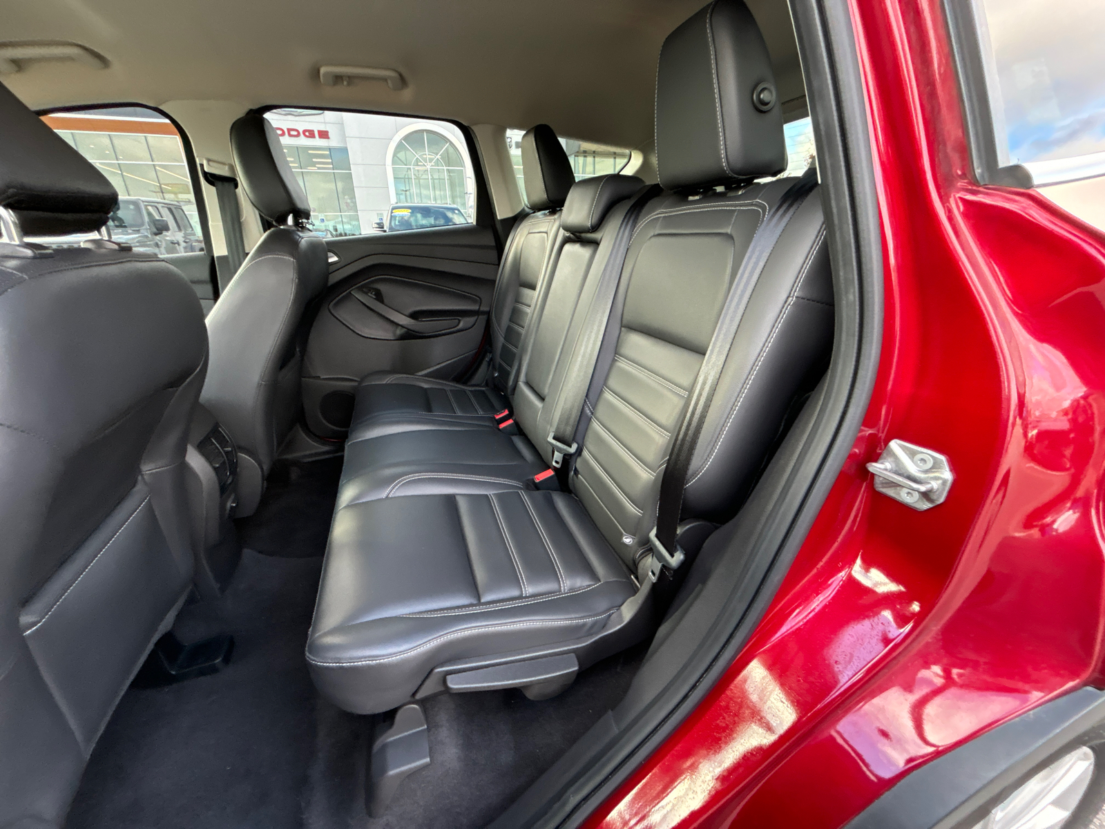 2019 Ford Escape SEL 26