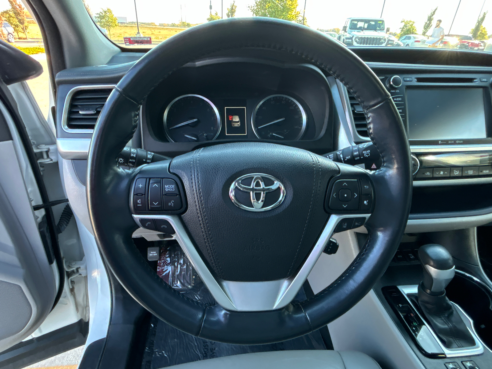 2017 Toyota Highlander XLE 13