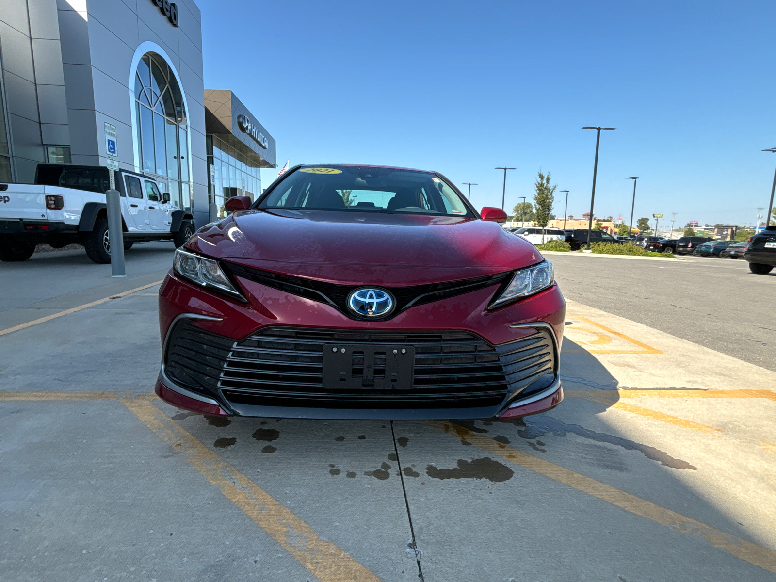 2021 Toyota Camry Hybrid LE 6