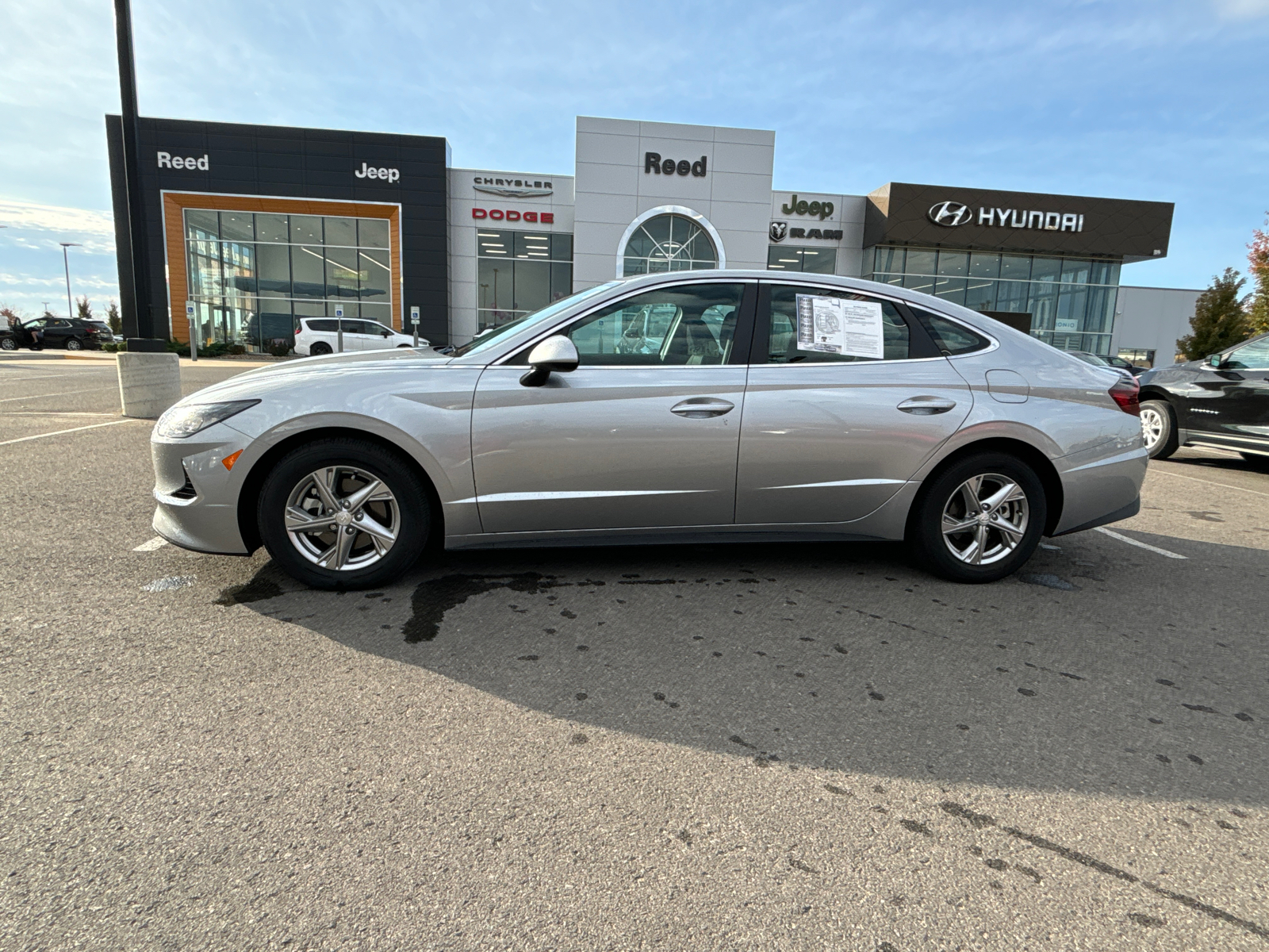 2022 Hyundai Sonata SE 2