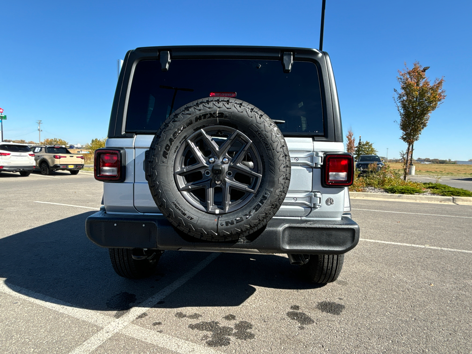 2024 Jeep Wrangler Sport S 3