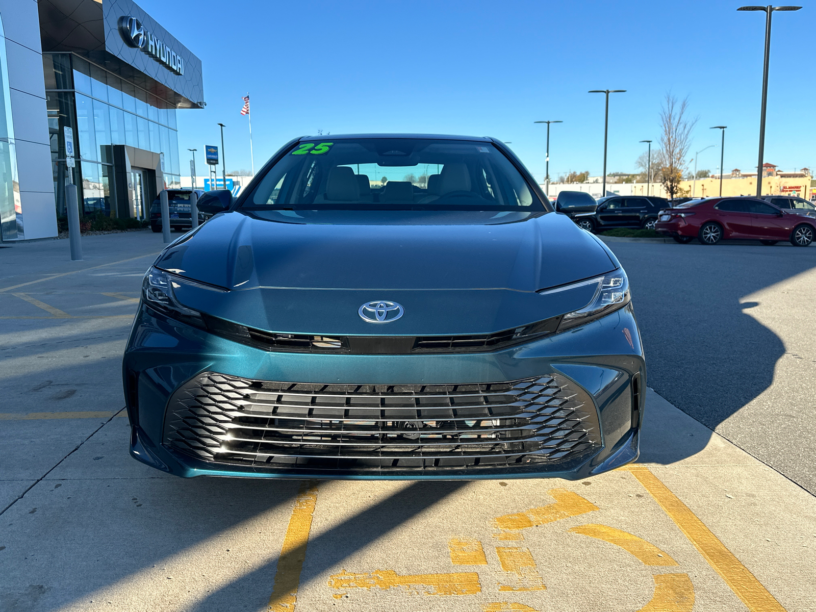 2025 Toyota Camry XLE 6