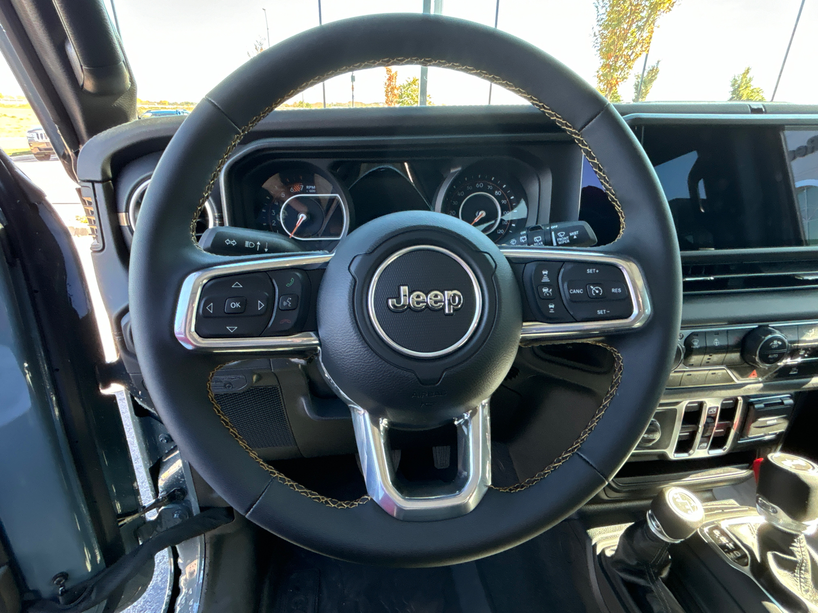 2024 Jeep Wrangler Sahara 14