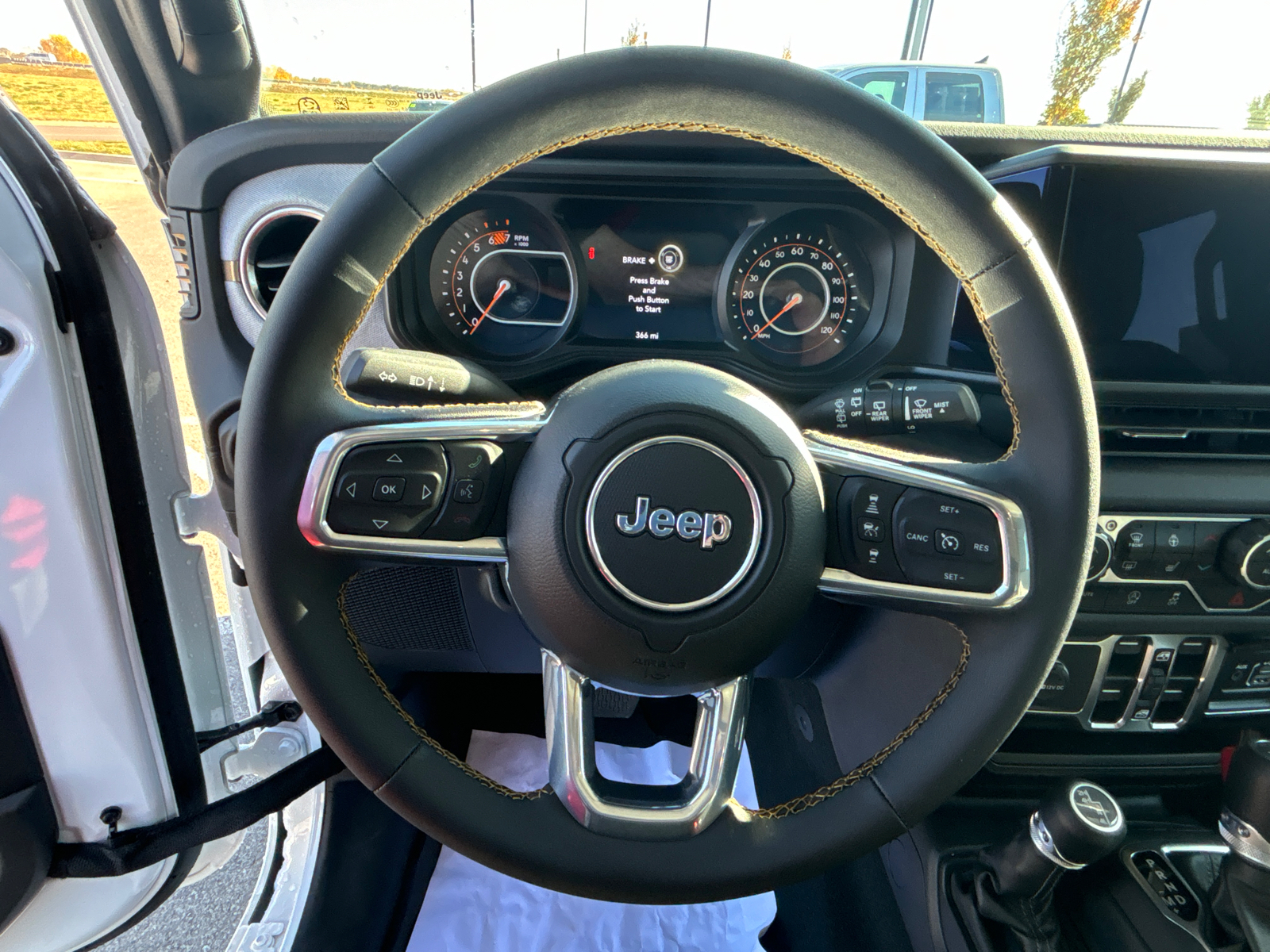 2024 Jeep Wrangler Sahara 15