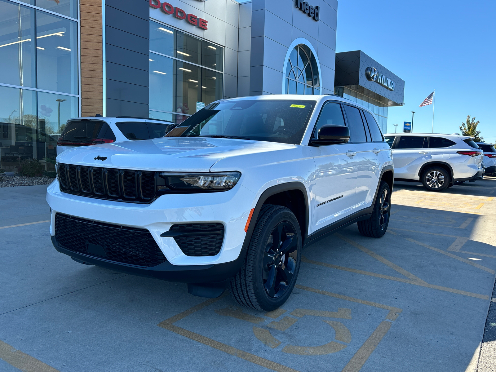 2025 Jeep Grand Cherokee Altitude X 1