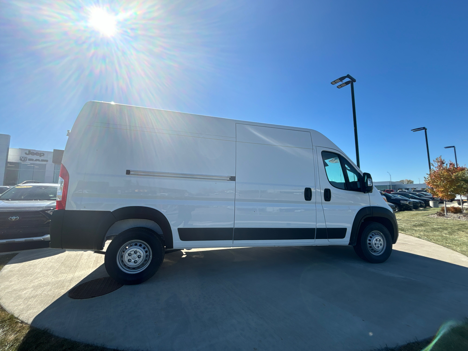 2024 Ram ProMaster Cargo Van Tradesman 4