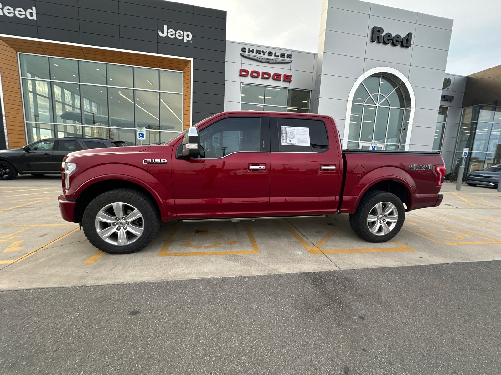 2015 Ford F-150 Platinum 2