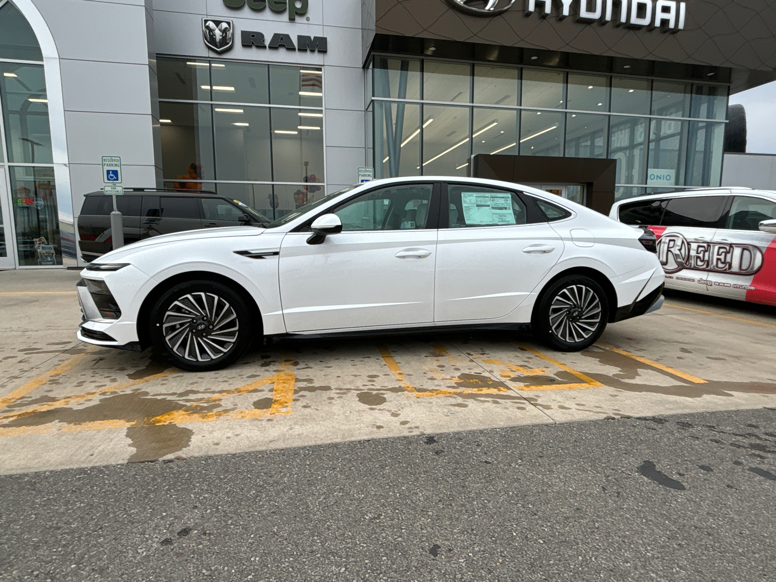 2024 Hyundai Sonata Hybrid SEL 2