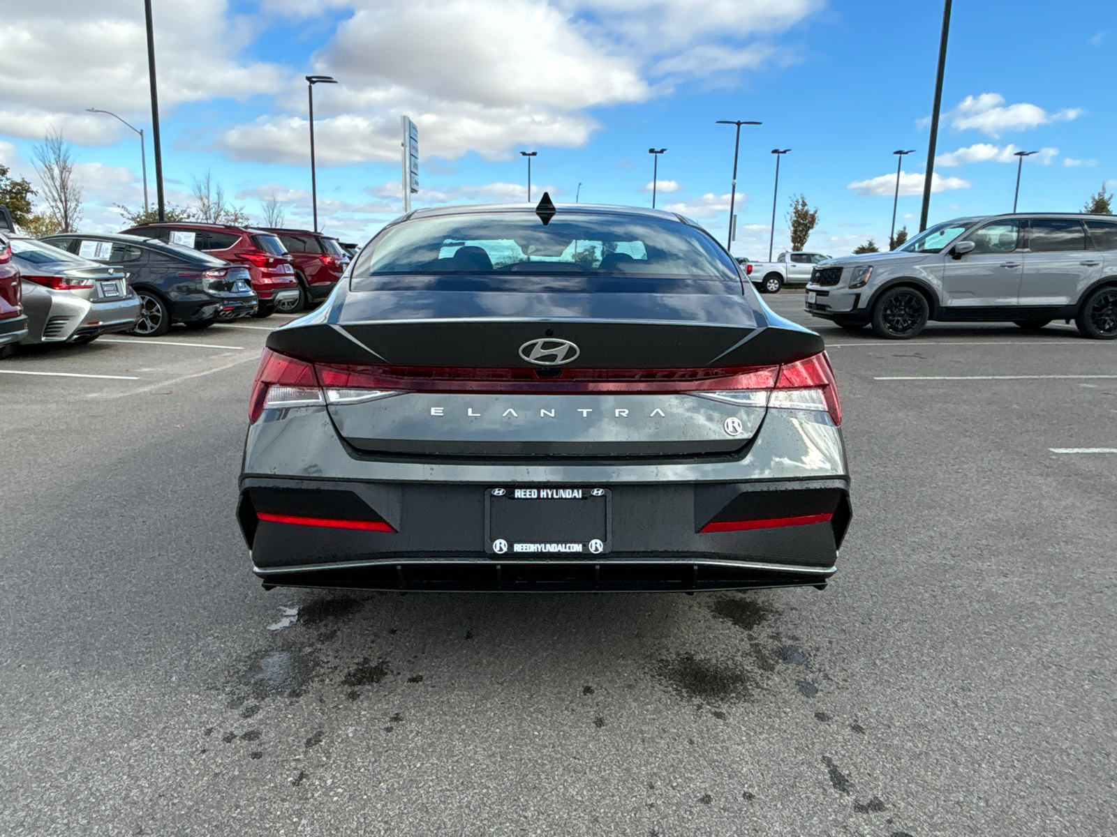 2025 Hyundai Elantra SE 3