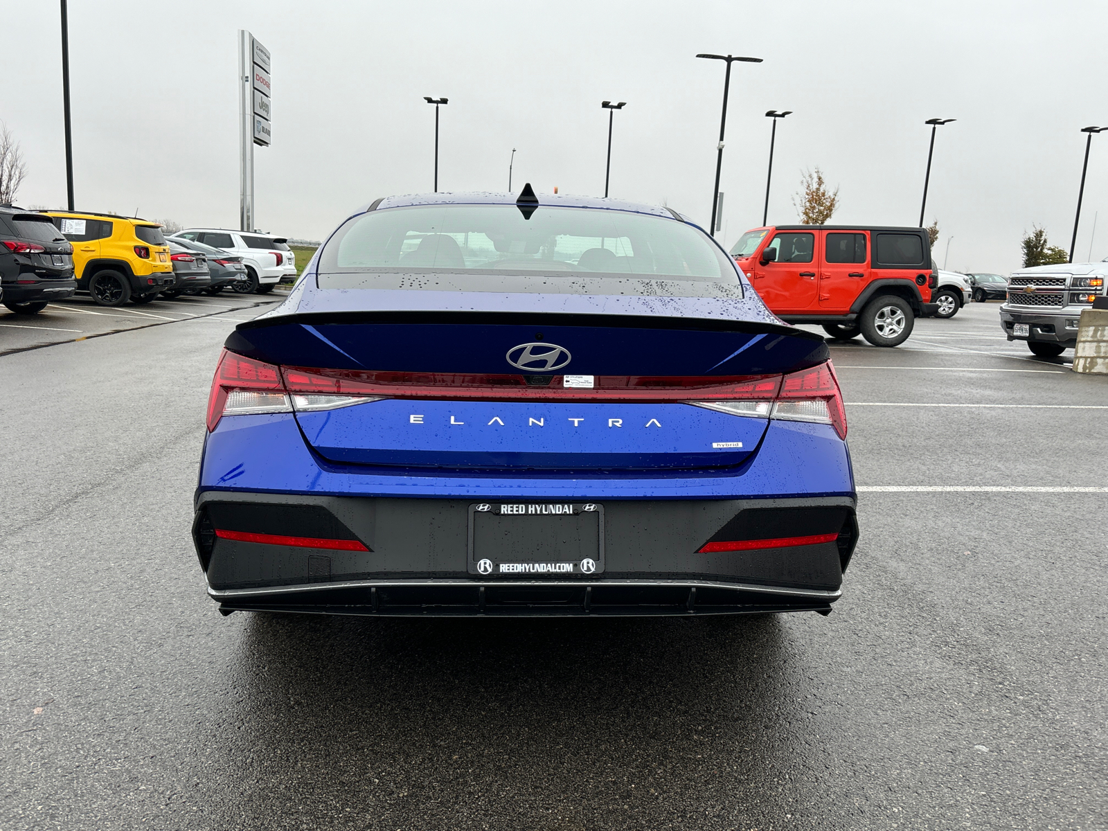 2025 Hyundai Elantra Hybrid Blue 3