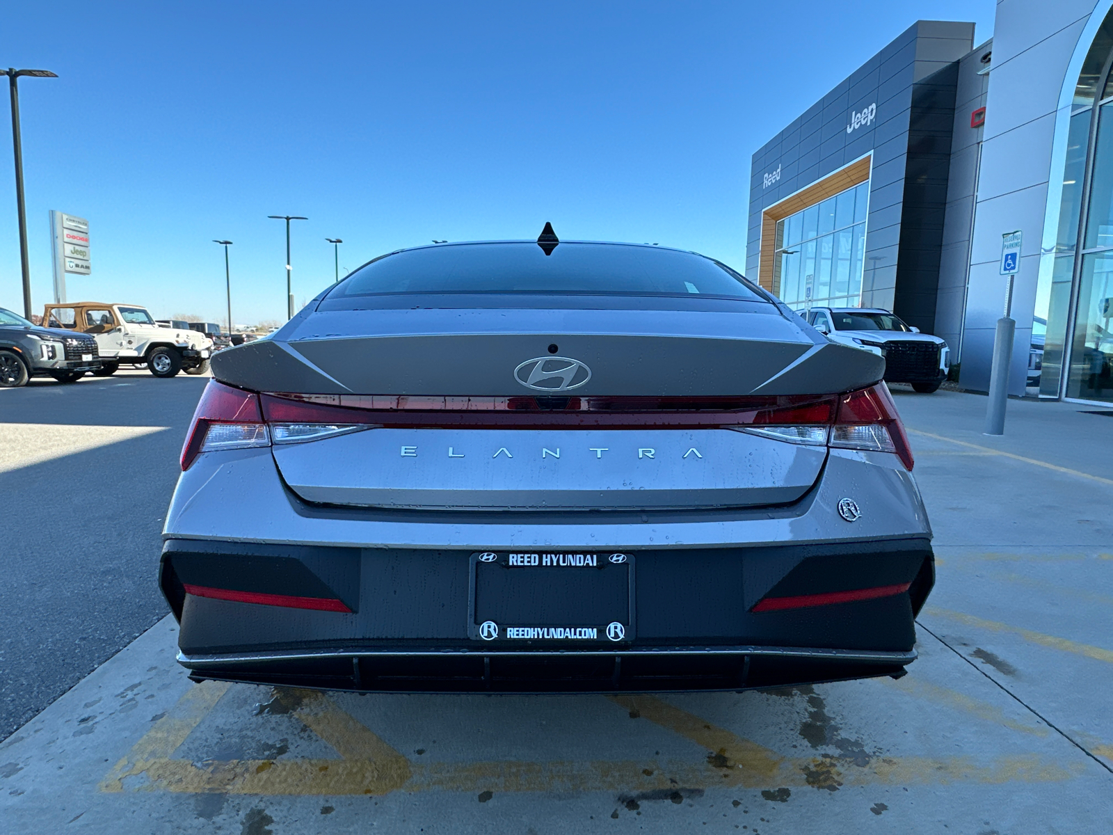 2025 Hyundai Elantra SE 3