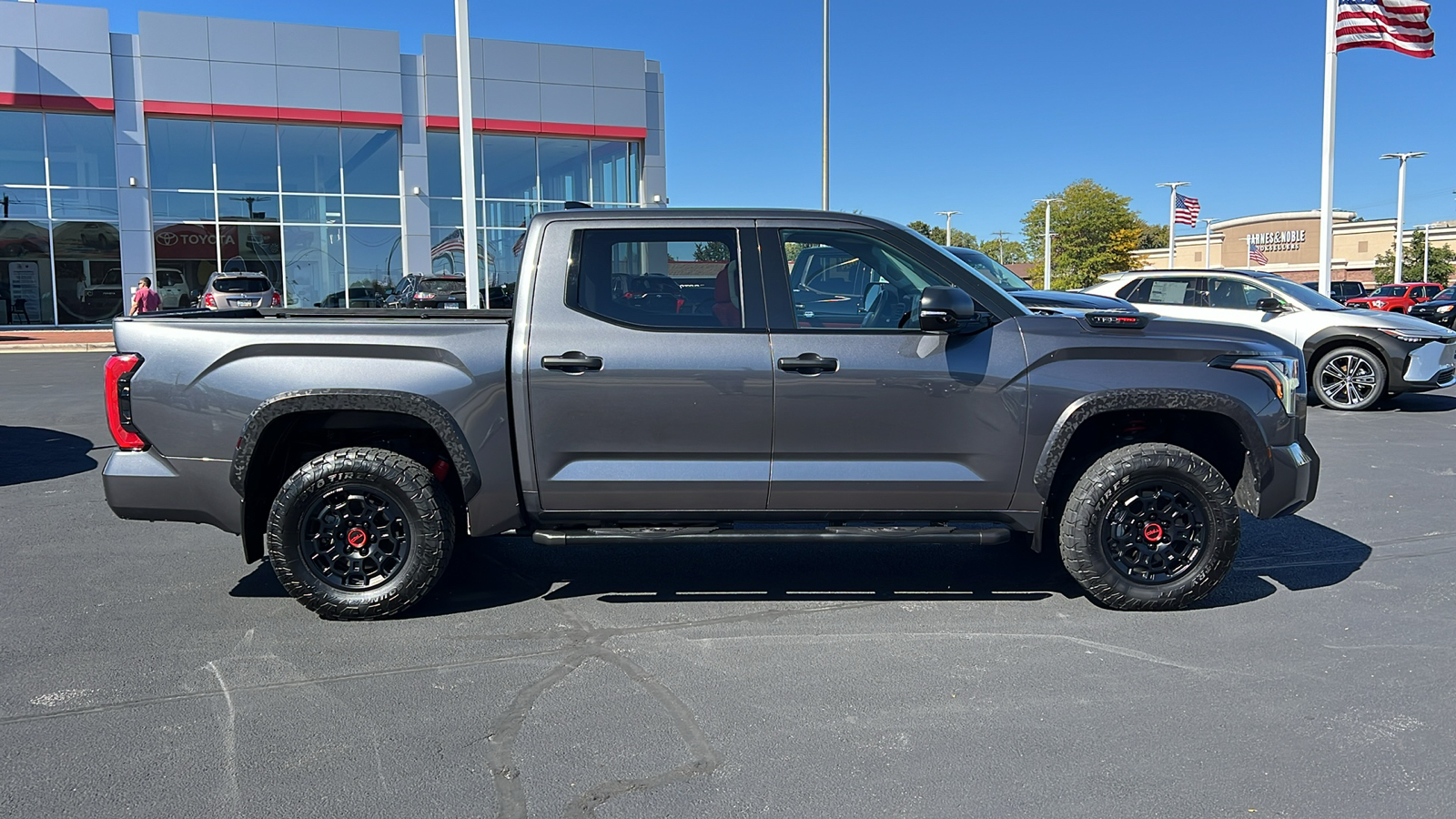 2023 Toyota Tundra Hybrid TRD Pro 2