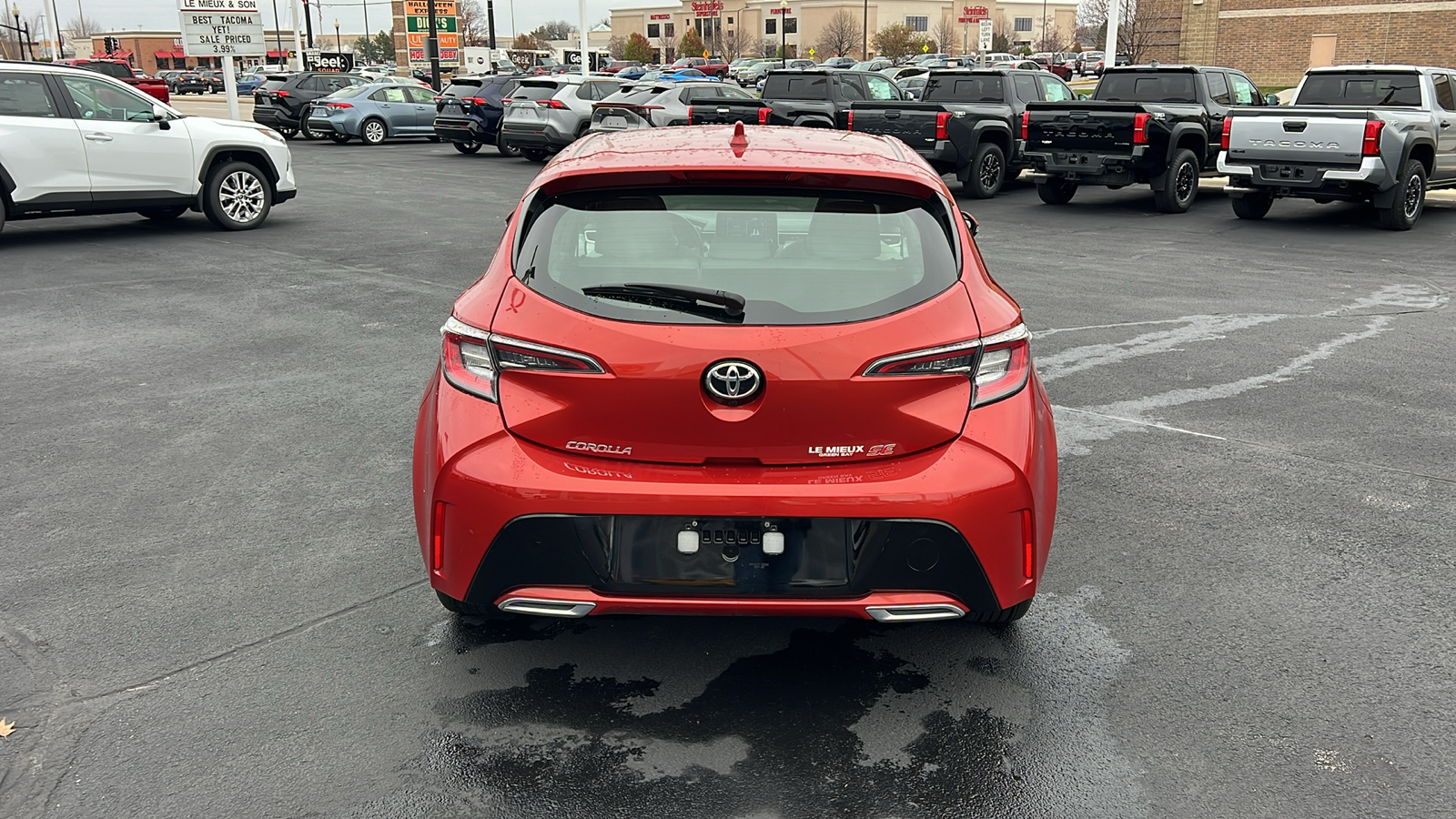 2019 Toyota Corolla Hatchback SE 4