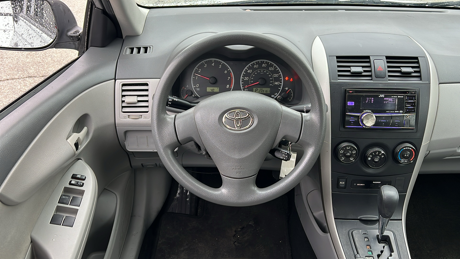 2009 Toyota Corolla LE 9