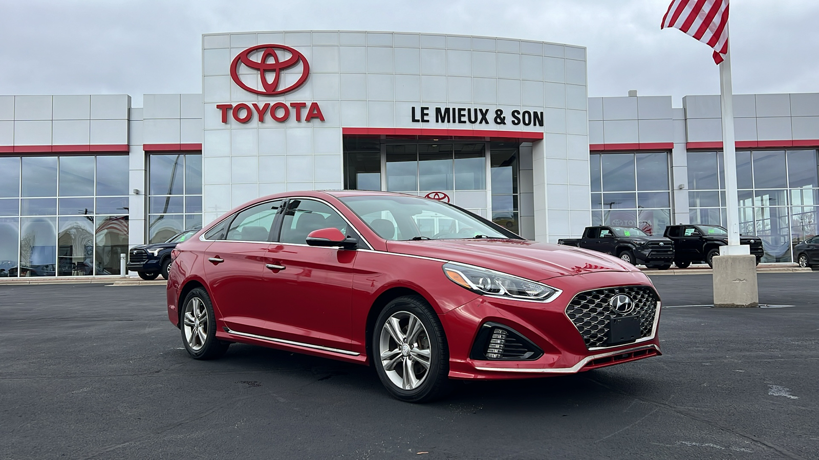 2019 Hyundai Sonata Sport 1