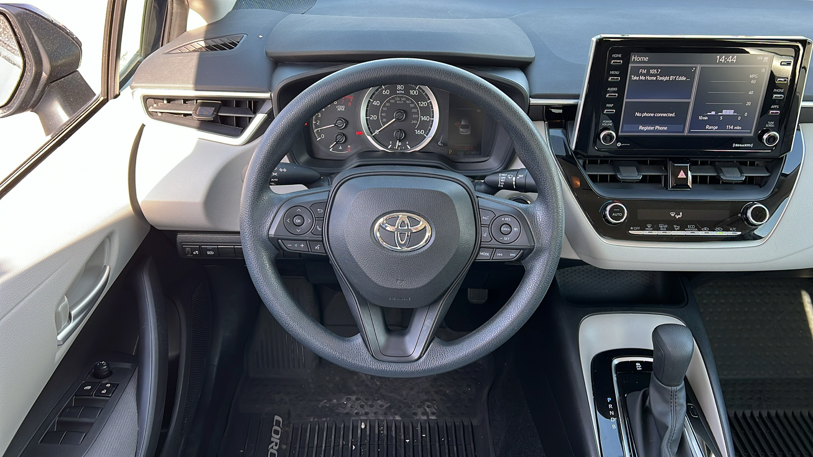 2021 Toyota Corolla LE 9