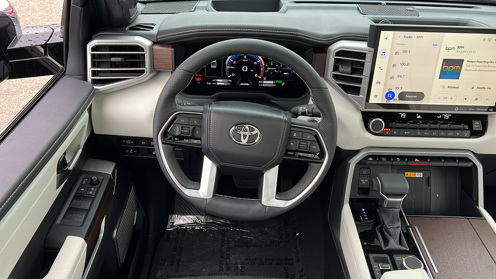 2024 Toyota Tundra Hybrid Capstone 9