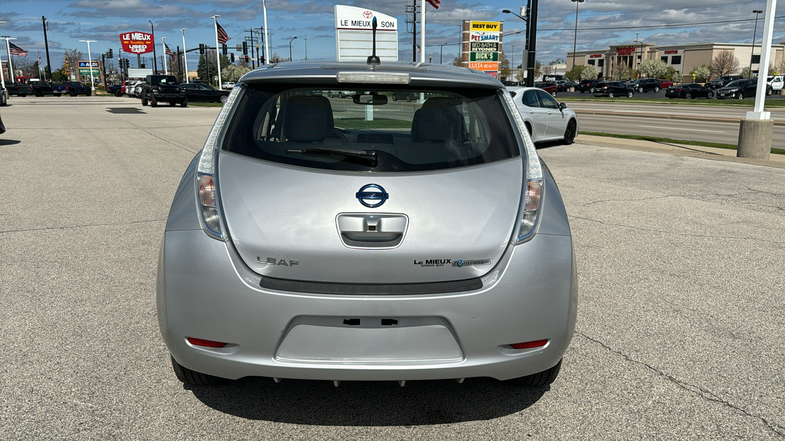 2012 Nissan Leaf SV 4