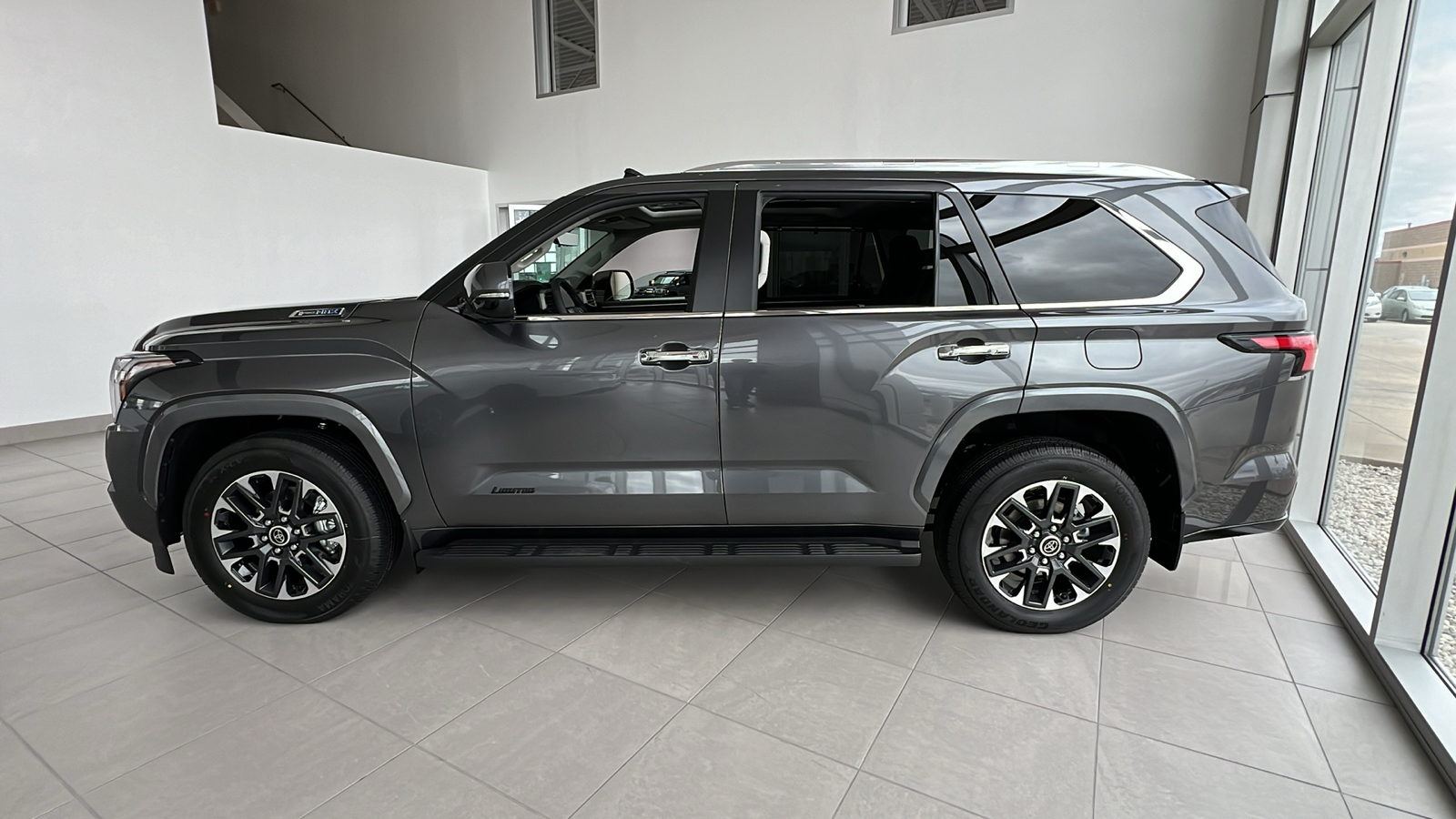 2024 Toyota Sequoia Limited 5