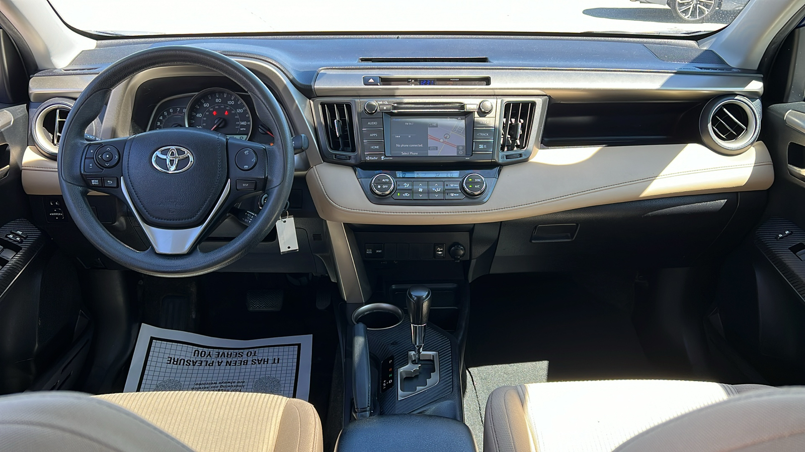 2015 Toyota RAV4 XLE 8