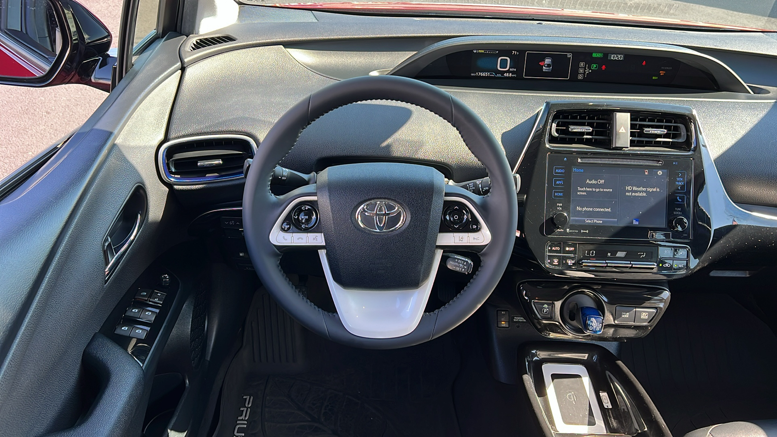 2016 Toyota Prius Four Touring 9